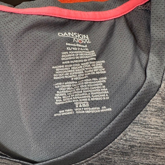 Women's Danskin Now Semi-Fitted XL 16-18 Polyester Black Gym Workout Shirt - Picture 8 of 8